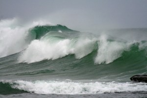 tropic_strom_sea
