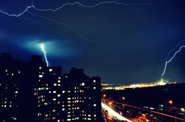 Nakts negaiss virs Kijevas 19.05.14 @ Владимир Коваленко