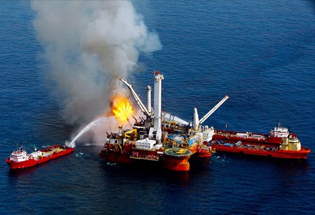BP naftas platformas ugunsgrēks Meksikas līcī, 2010